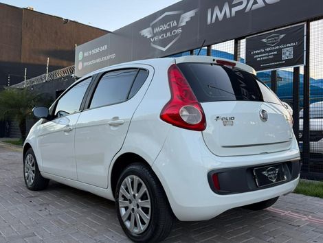 Fiat Palio ESSENCE 1.6 Flex 16V 5p