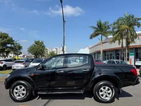 Mitsubishi L200 Triton HPE 3.2 CD TB Int.Diesel Aut