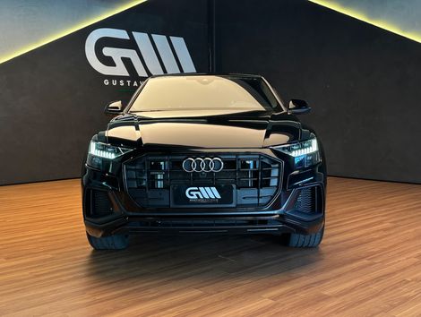Audi Q8 Perf.Black 3.0 TFSI Quat. S-tr/(Híb.)