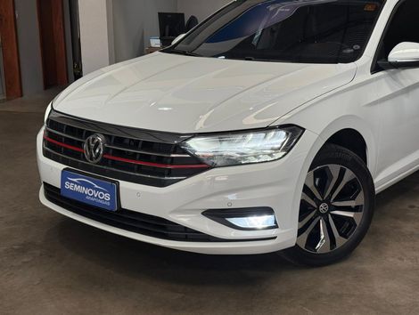 VolksWagen JETTA Comfort. 250 TSI 1.4 Flex 16v Aut.