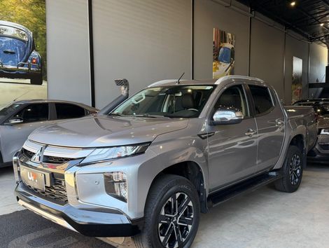 Mitsubishi L200 Triton Sport HPE-S 2.4 CD Dies. Aut