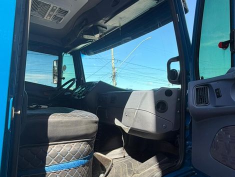 MERCEDES-BENZ L-1620 3-Eixos 2p (diesel)