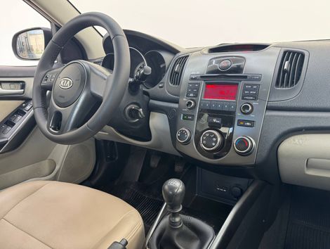 Kia Motors Cerato 1.6 16V Mec.