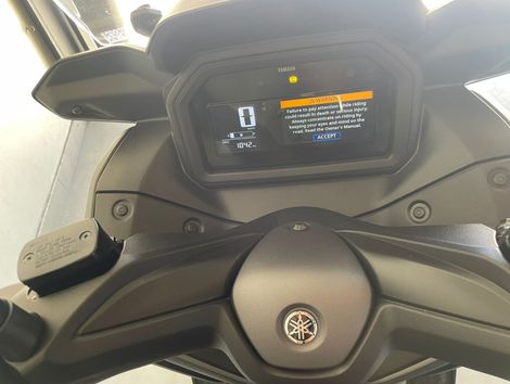 YAMAHA XMAX 300 CONNECTED 