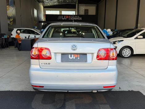 VolksWagen Polo Sedan 1.6 Mi Total Flex 8V 4p