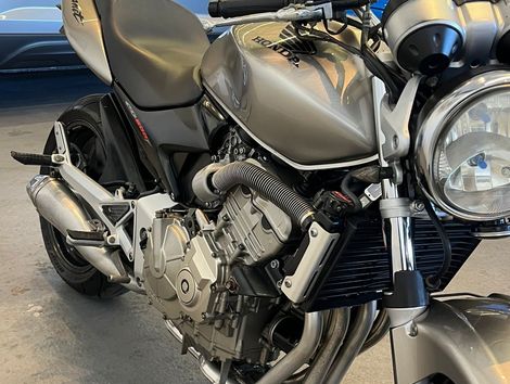 HONDA CB 600F HORNET