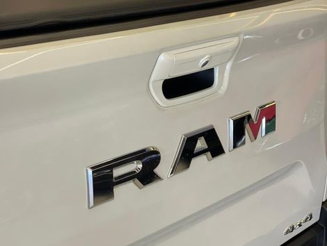 RAM RAMPAGE LARAMIE 2.0 TB CD 4X4 Die. Aut.