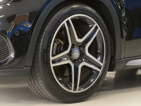Mercedes GLA 250 Enduro 2.0 TB 16V 211cv Aut.