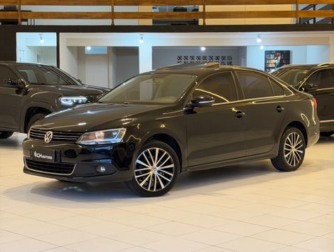VolksWagen JETTA Comfortline 2.0 T.Flex 8V 4p Tipt.