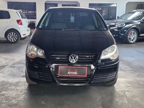 VolksWagen Polo Sedan 1.6 Mi Total Flex 8V 4p