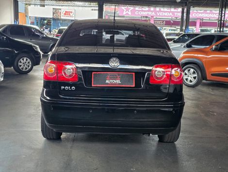 VolksWagen Polo Sedan 1.6 Mi Total Flex 8V 4p