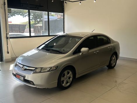 Honda Civic Sedan LXS 1.8/1.8 Flex 16V Aut. 4p