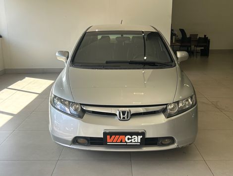 Honda Civic Sedan LXS 1.8/1.8 Flex 16V Aut. 4p