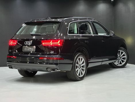 Audi Q7 3.0 V6 TDI Quat.Tip. 5p Die./Perfor.