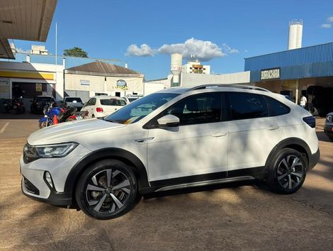 VolksWagen Nivus Highline 1.0 200 TSI Flex Aut.