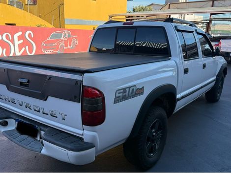Chevrolet S10 P-Up Tornado 2.8 TDI 4x2/4x4 CD Dies