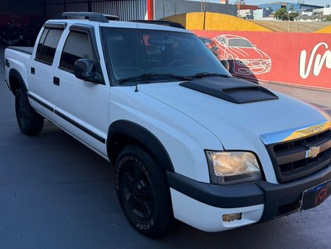 Chevrolet S10 P-Up Tornado 2.8 TDI 4x2/4x4 CD Dies