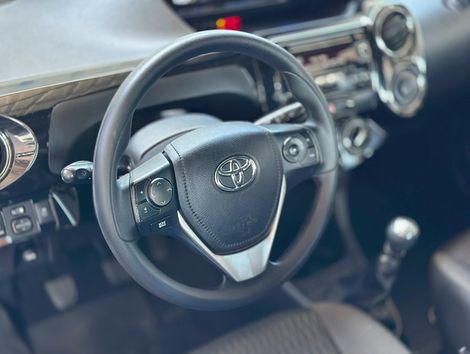 Toyota ETIOS X Plus 1.5 Flex 16V 5p Mec.