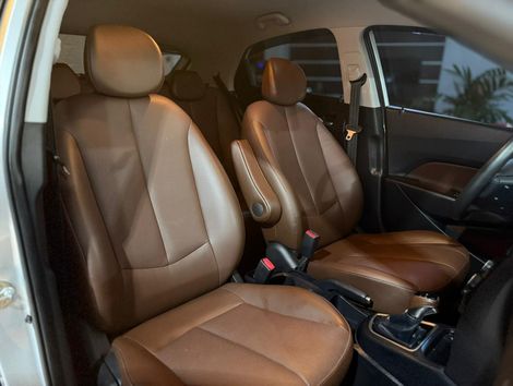 Hyundai HB20X Premium 1.6 Flex 16V Aut.