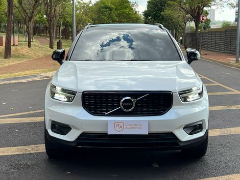 Volvo XC 40 T-5 R-DESIGN 1.5 FWD (Híbrido)