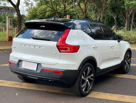 Volvo XC 40 T-5 R-DESIGN 1.5 FWD (Híbrido)