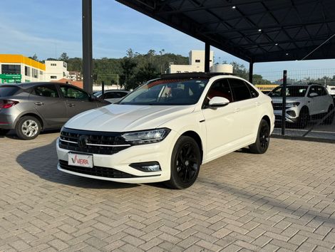 VolksWagen JETTA Comfort. 250 TSI 1.4 Flex 16v Aut.