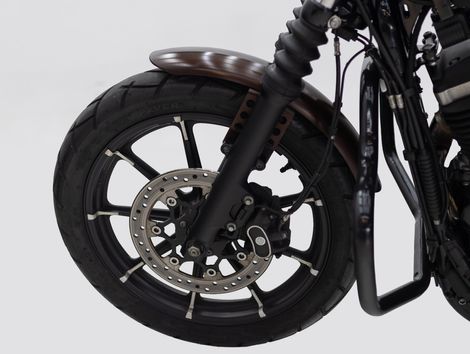 Harley XL 883N IRON