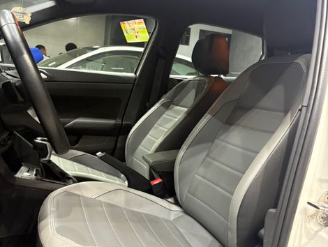 VolksWagen Nivus Highline 1.0 200 TSI Flex Aut.