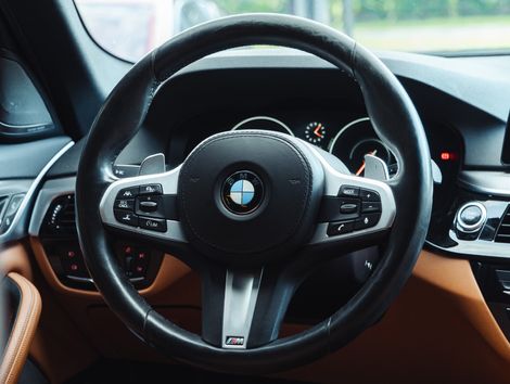 BMW 530e M Sport 2.0 Turbo Aut. (Híbrido)