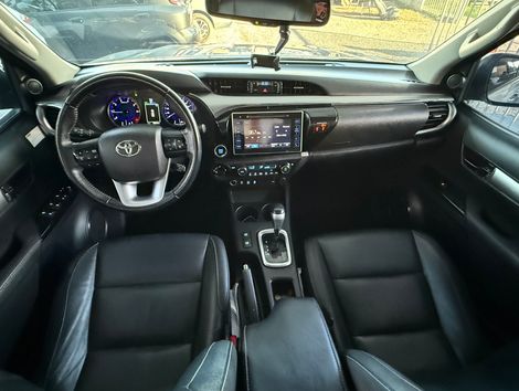 Toyota Hilux CD SRV 4x4 2.8 TDI Diesel Aut.