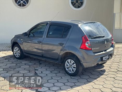 Renault SANDERO Authentique Hi-Flex 1.0 16V 5p