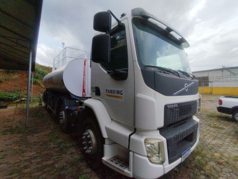 VOLVO VM 330 8x2 2p (diesel) (E5)