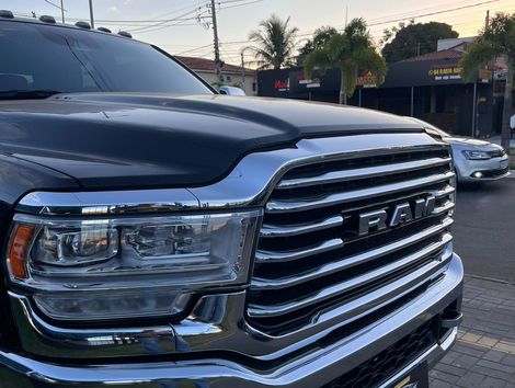 RAM 3500 LIMITED LONGHORN 6.7 TB CD Diesel