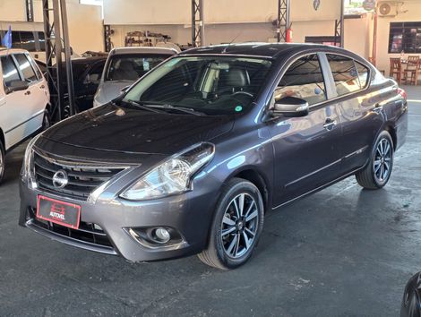 Nissan VERSA UNIQUE 1.6 16V FlexStart 4p Aut.
