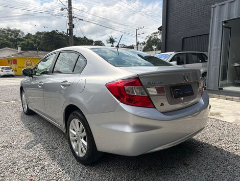 Honda Civic Sedan LXR 2.0 Flexone 16V Aut. 4p
