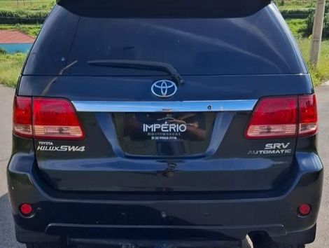 Toyota Hilux SW4 SRV D4-D 4x4 3.0 TDI Dies. Aut