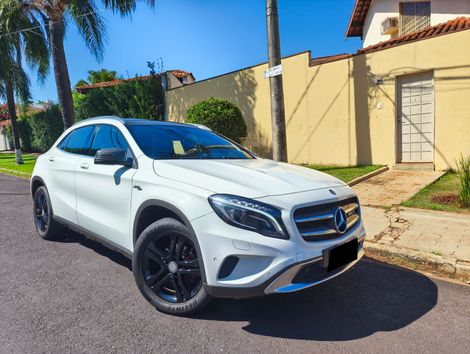 Mercedes GLA 200 Vision 1.6/1.6 TB 16V Flex Aut.