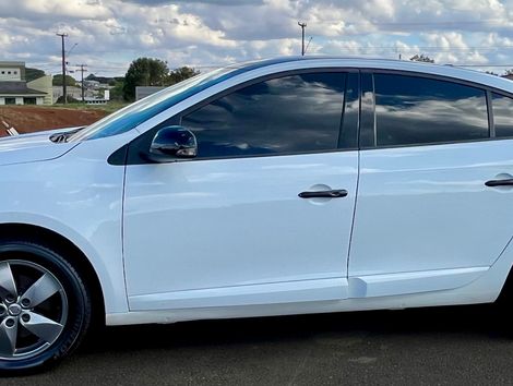 Renault FLUENCE Sed. Dynamique 2.0 16V FLEX Aut.