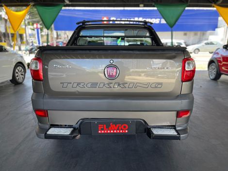Fiat Strada Trekking 1.6 16V Flex CD