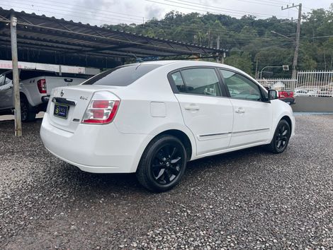 Nissan Sentra S 2.0/ 2.0 Flex Fuel 16V Aut.