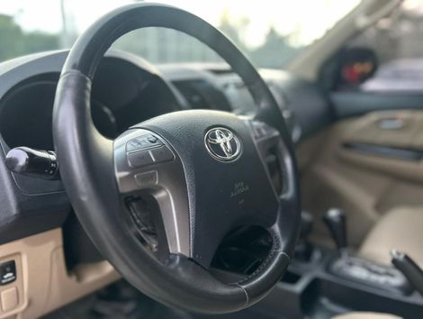 Toyota Hilux SW4 SRV D4-D 4x4 3.0 TDI Dies. Aut