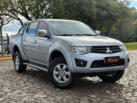 Mitsubishi L200 Triton HLS 2.4 Flex 16V CD Mec.