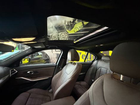 BMW 320iA 2.0 TB M Sport A.Flex/M.Sport 4p