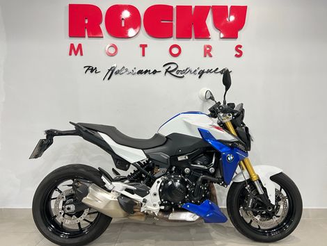 BMW F 900 R Sport Plus