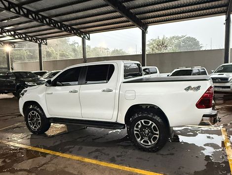 Toyota Hilux CD SRX 4x4 2.8 TDI 16V Diesel Aut.