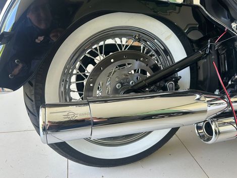 Harley SOFTAIL DELUXE FLDE