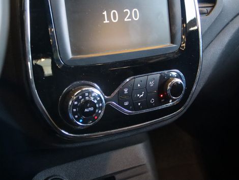 Renault CAPTUR Intense 2.0 16V Flex 5p Aut.