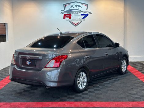 Nissan VERSA SL 1.6 16V FlexStart 4p Mec.