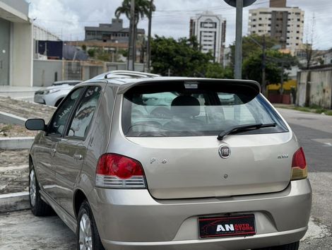 Fiat Palio ELX 1.4 Fire/30 Anos F. Flex 8V 4p