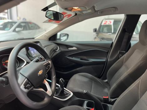 Chevrolet ONIX SEDAN Plus LT 1.0 12V Flex 4p Mec.
